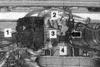 1. Блок управління дросельною заслінкою «J338». 4. Датчик температури повітря, що всмоктується,…