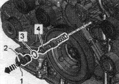 Да бисте скинули поклопац «2», заврните вијак М6 «поз. 1» у навој на поклопцу и извуците поклопац…