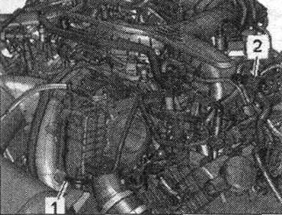 Извадете конектор «2» от скобата и го разкачете. Освободете жицата. «Поз. 1» не трябва да се взема…
