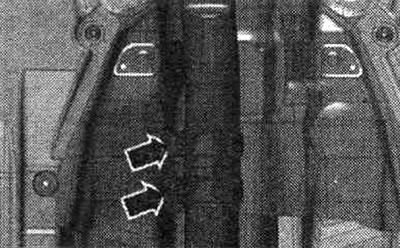 Disconnect the system. exhaust pipe in the area of the clamping sleeve «arrow» and remove the…