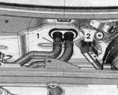 For reinstallation, mark coolant hoses «1» and «2» and remove them from the pipes on the heater…