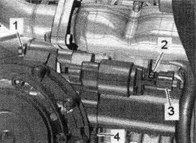 Монтирайте скоростната кутия на двигателя и затегнете болтовете «3...11». Монтирайте стартера и…