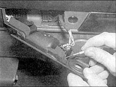 Как снять ручку двери ауди 100 Interior door trim panel (Audi A6 C4, 1994-1997 / Body / Interior (internal elem