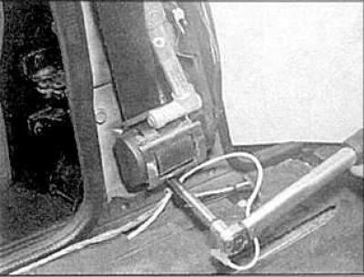 Как снять ремни безопасности на ауди а3 Elements of seat belts (Audi A6 C4, 1994-1997 / Body / Interior (internal elemen
