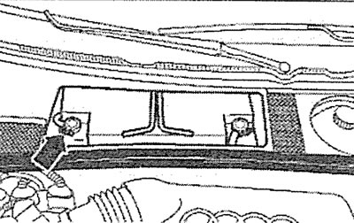 4.2. Отсоедините клемму провода «массы» (-) от отрицательного полюса аккумулятора (см. стрелку)