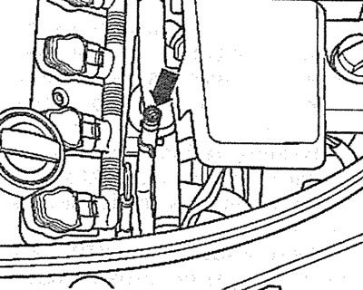 6.2. Unscrew the vent plug (see arrow). Left additional radiator