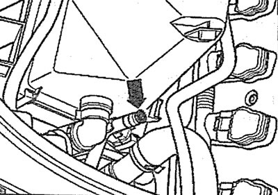 6.2a. Unscrew the vent plug (see arrow). Right additional radiator