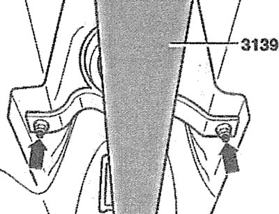 4.8. Unscrew the bolts of the intermediate support of the propeller shaft (ohm arrows)