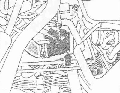 Развийте болтовете «стрелка» и отстранете свързващия нипел. Отстранете уплътнението. пръстен и…