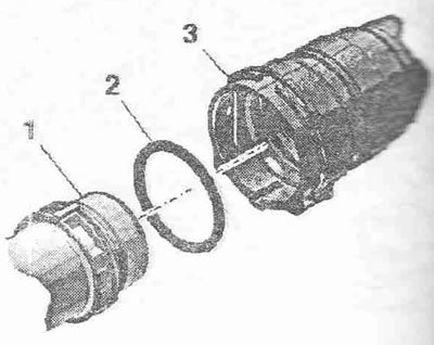 Pripojte hadicu chladiacej kvapaliny s konektorom k chladiču nasledovne: odstráňte starý tesniaci…