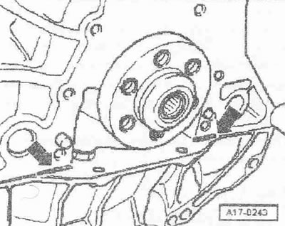 Нанести на нижнюю посадочную поверхность фланца тонкий слой герметика -заштрихованная поверхность-.…