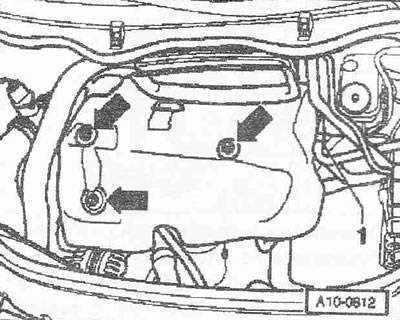 Pomocou skrutkovača zdvihnite kryty «3 a 4» na oboch častiach ramena stierača. Niekoľkými otáčkami…