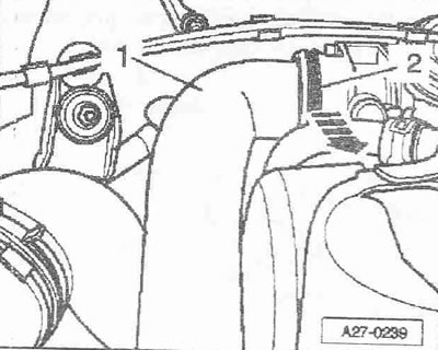 Odstráňte ventilačnú hadicu kľukovej skrine «4» z krytu hlavy valcov. «Poz. 1...3» by sa nemalo…