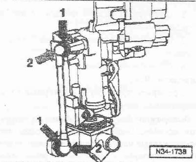Tesniace podložky «šípka 1» nie sú poškodené. Nedostatok vôle v guľových hlavách tyče na výber…