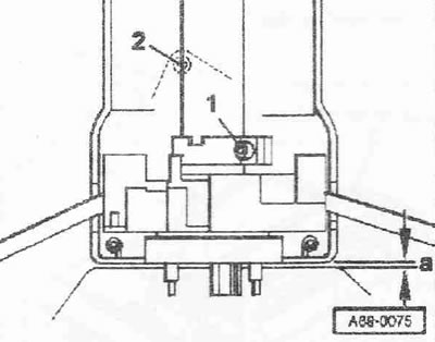 Pull the steering column switch with the lower trim to a distance of «a» 3 mm to the steering…