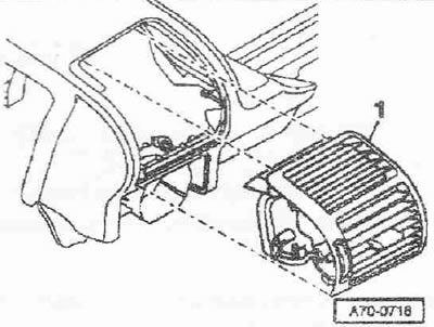 Извадете отделението за съхранение от страната на водача. Издърпайте външния дефлектор на предния…