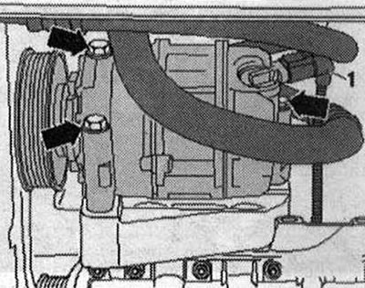 Адлучыць штэкерны раз'ём «1» электрамагнітнай муфты ад кампрэсара кандыцыянера.