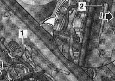 Зняць вакуумны патрубак «1» з кантавой сценкі водаадводнага палукашка, для гэтага адлучыць вакуумны…