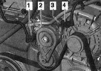 Разкачете съединителите «1 и 4» от сензора за налягане на маслото «F22» и сензора за налягане на…