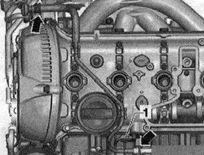 Изключете проводника «стрелка». Изключете ел. конектор «1» на датчика на Хол «G40».