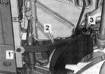 Следващото описание предполага, че задвижващите вериги на разпределителния вал остават на…