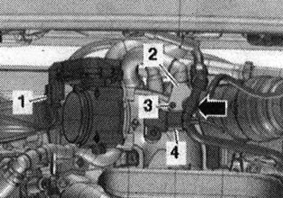 Освободете вакуумния маркуч «стрелка». Изключете електрическото окабеляване. Развийте болта «3».…
