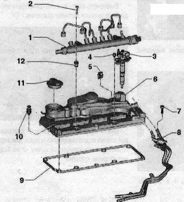 Kryt hlavy valca 1. Palivová lišta s rúrkami systému vstrekovania paliva nemenia zakrivený tvar…