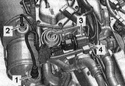 Odstráňte lambda sondu «G39» «poz. 1».