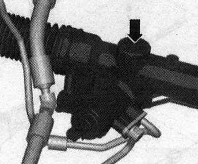 Do regulacji potrzebny jest drugi mechanik. Regulację przeprowadza się przy wyłączonym silniku.…