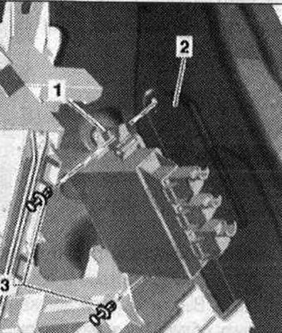 Odstránenie riadiacej jednotky rozhrania systému lokalizácie vozidla «J843»