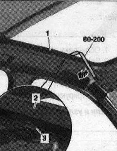 Vyčistite uvoľňovaciu páčku «80-200», aby ste zabránili kontaminácii stropného panelu. Presuňte…