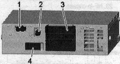 Rádiové konektory «R» (MMI) 1. Záver (AM/FM1/FM2); 2. Výstup (SAT) čierny zo strešnej antény «R216»…