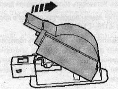 Сигнална лампа на вратата: внимателно повдигнете капака над лампата със стрелка.